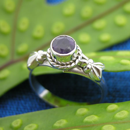 Faceted sterling silver ring