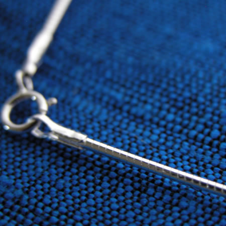 Sterling silver memory wire omega necklace
