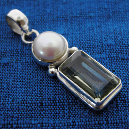 green amethyst pendant