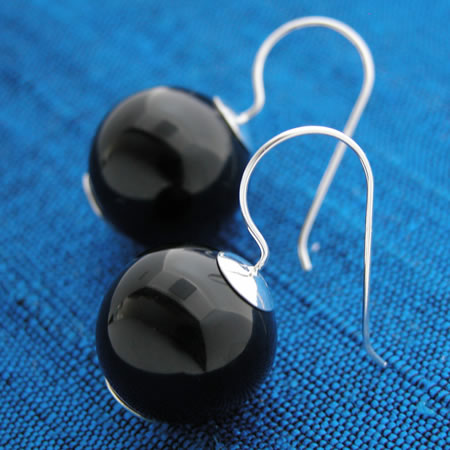 Wholesale sterling silver and onyx earrings.